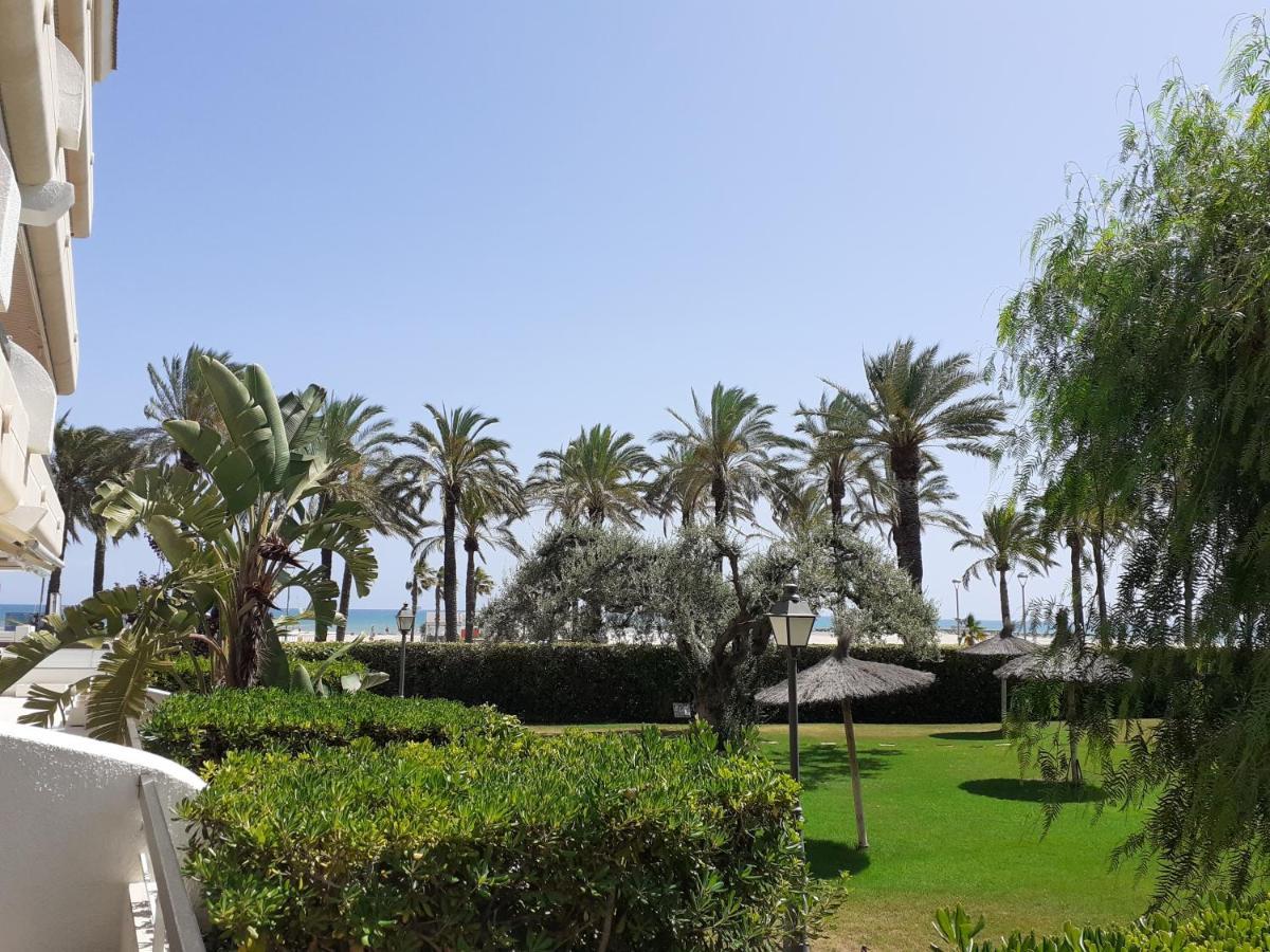 Apartamento Bahia Blanca Vilanova i la Geltru Bagian luar foto